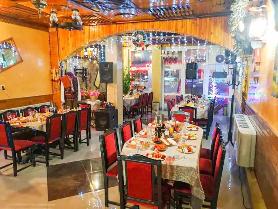 Hotel Alikante 瑟尔尼察 外观 照片